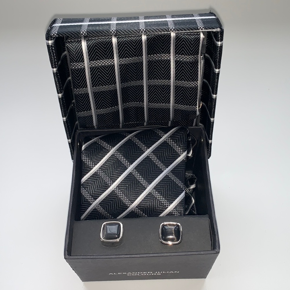Hand made Woven Tie with Hanky & Cufflinks Set.